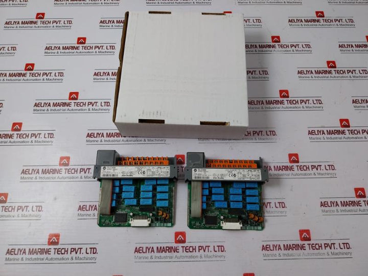 Allen-bradley 1746-ow16 16 Point Digital Output Module 5-265 Vac 50/60Hz