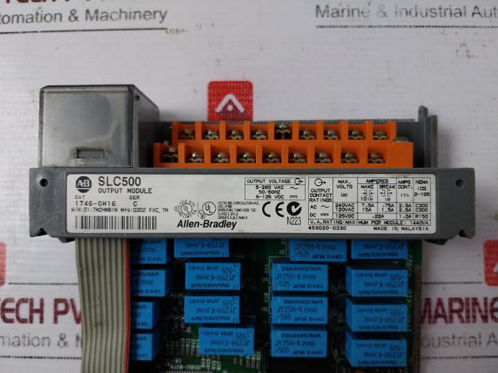 Allen-bradley 1746-ow16 16 Point Digital Output Module 5-265 Vac 50/60Hz