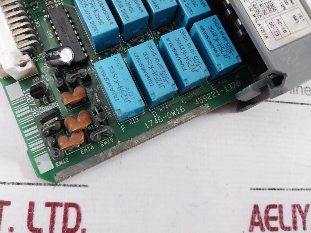 Allen-bradley 1746-ow16 Slc500 16 Point Digital Output Module 5-265Vac/5-125Vdc