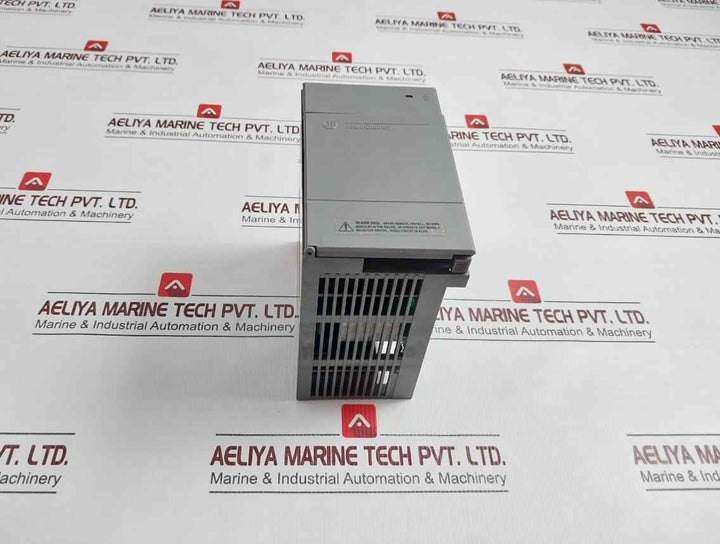 Allen-bradley 1746-p2 Power Supply Module 50/60Hz 75°C 0.2A 24 Vdc