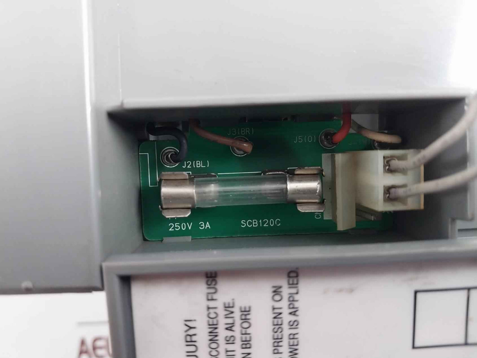 Allen-bradley 1746-p2 Power Supply Module 50/60Hz 75°C 0.2A 24 Vdc