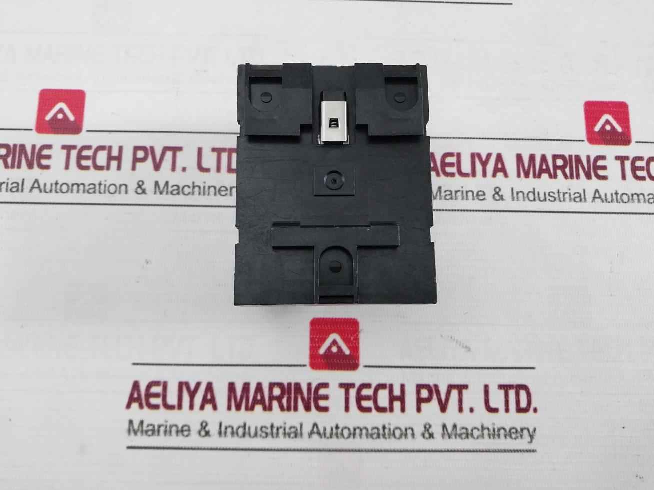 Allen-bradley 1760-l12Awa-nd Programmable Logic Controller 100-240V Ac 50/60Hz