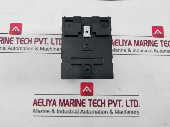 Allen-bradley 1760-l12Awa-nd Programmable Logic Controller 100-240V Ac 50/60Hz