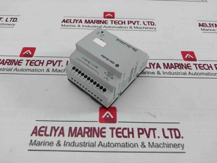 Allen-bradley 1760-l12Awa-nd Programmable Logic Controller 100-240V Ac 50/60Hz