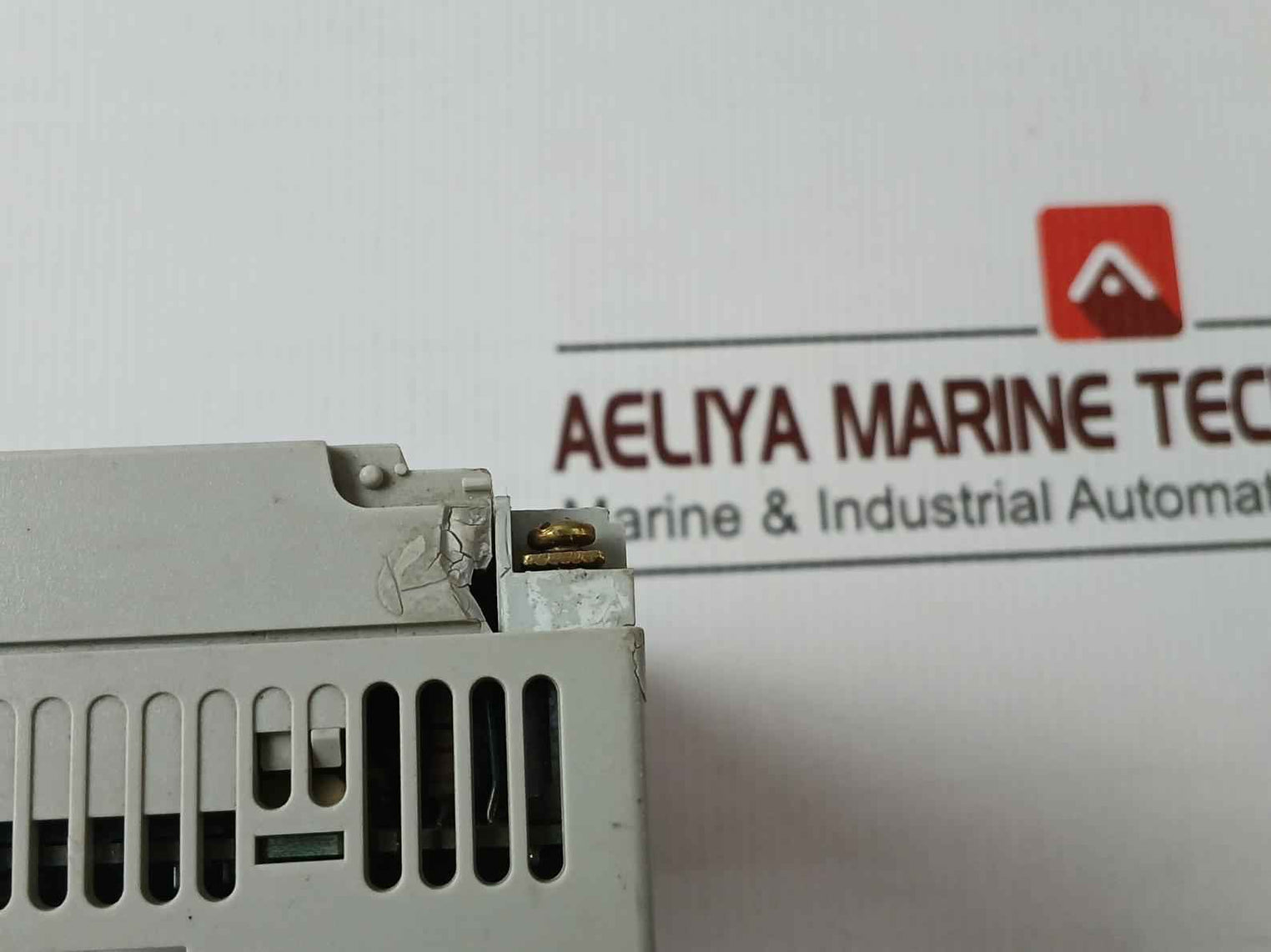 Allen-bradley 1761-l16Bwb Plc Module Micrologix 1000 26.4 Vdc Max