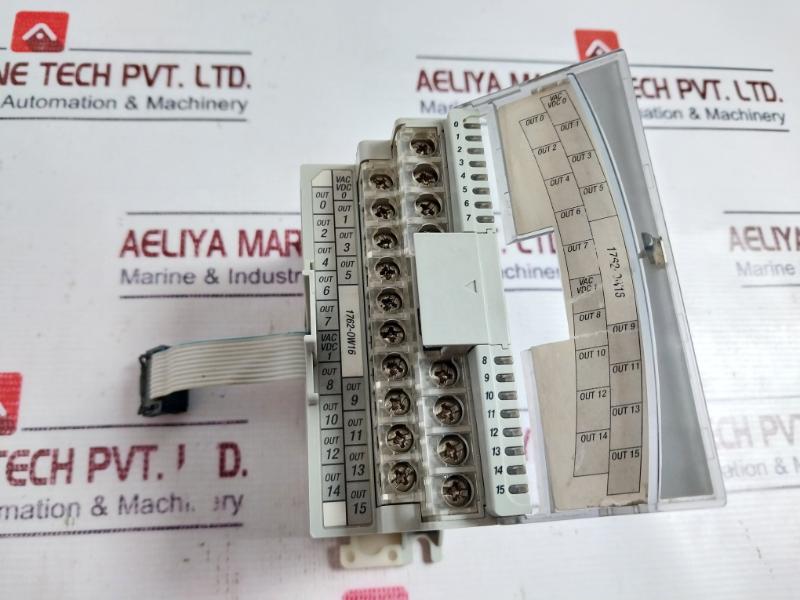 Allen-bradley 1762-ow16 Micrologix 1200 Relay Output Module
