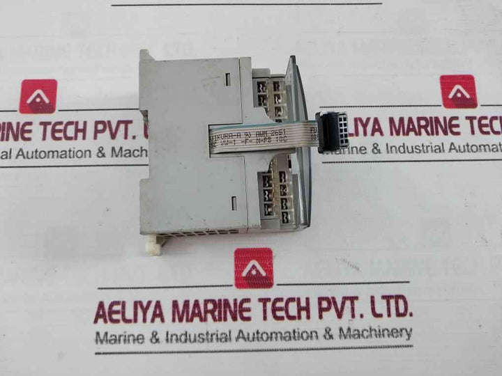 Allen-bradley 1762-ow16 Micrologix Relay Output Module 50/60Hz