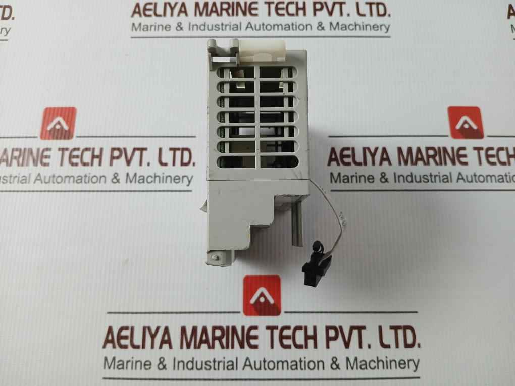 Allen-bradley 1762-ow8 Micrologix 1200 Relay Output Module Rev B