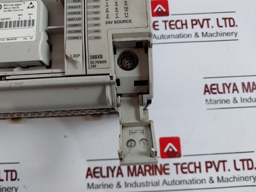 Allen-bradley 1764-28Bxb Micro Logix 1500 24V Sink/Source Dc Power Base Unit