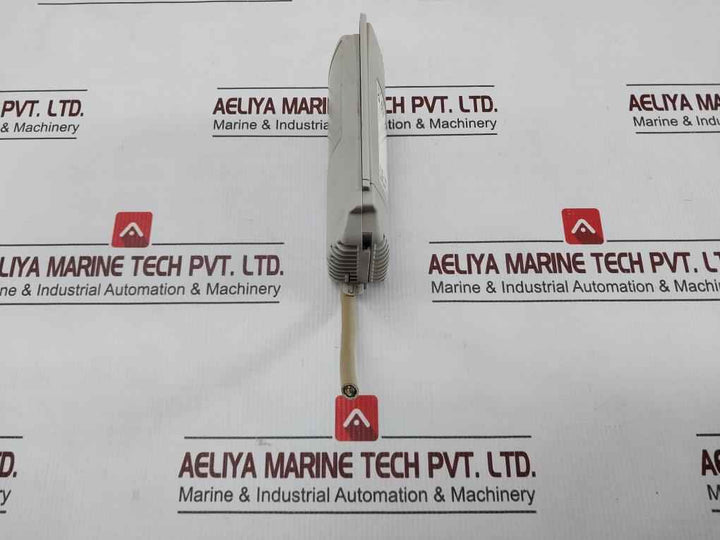 Allen-bradley 1769-ecl Compactlogix Left End Cap/Terminator 24Vdc 459080-0100