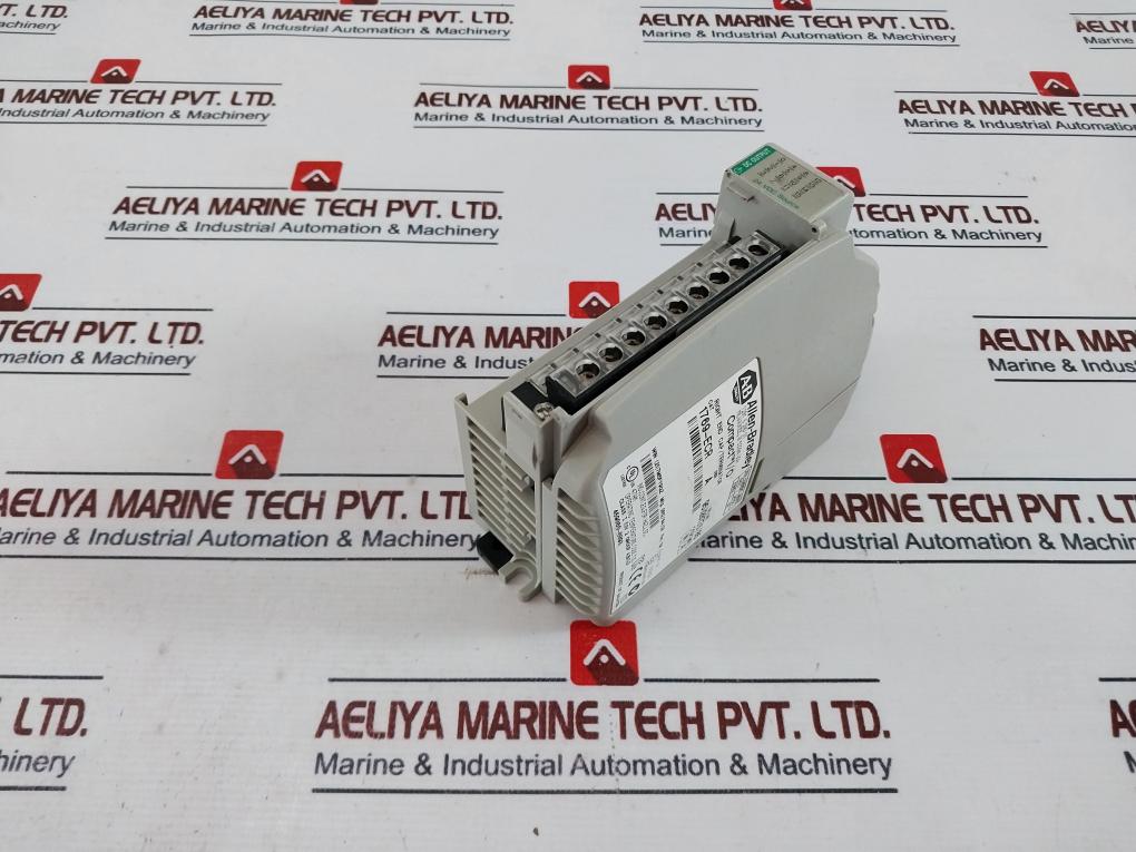 Allen-bradley 1769-ecr Right End Cap/Terminator Ser: A 24Vdc