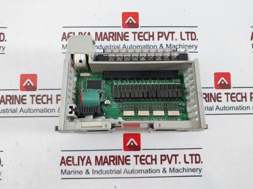 Allen-bradley 1769-ecr Right End Cap/Terminator Ser: A 24Vdc