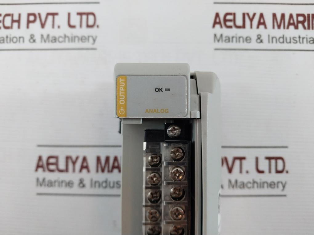 Allen-bradley 1769-of4Ci Isolated Current Output Module 145Ma/140Ma 5Vdc 24Vdc