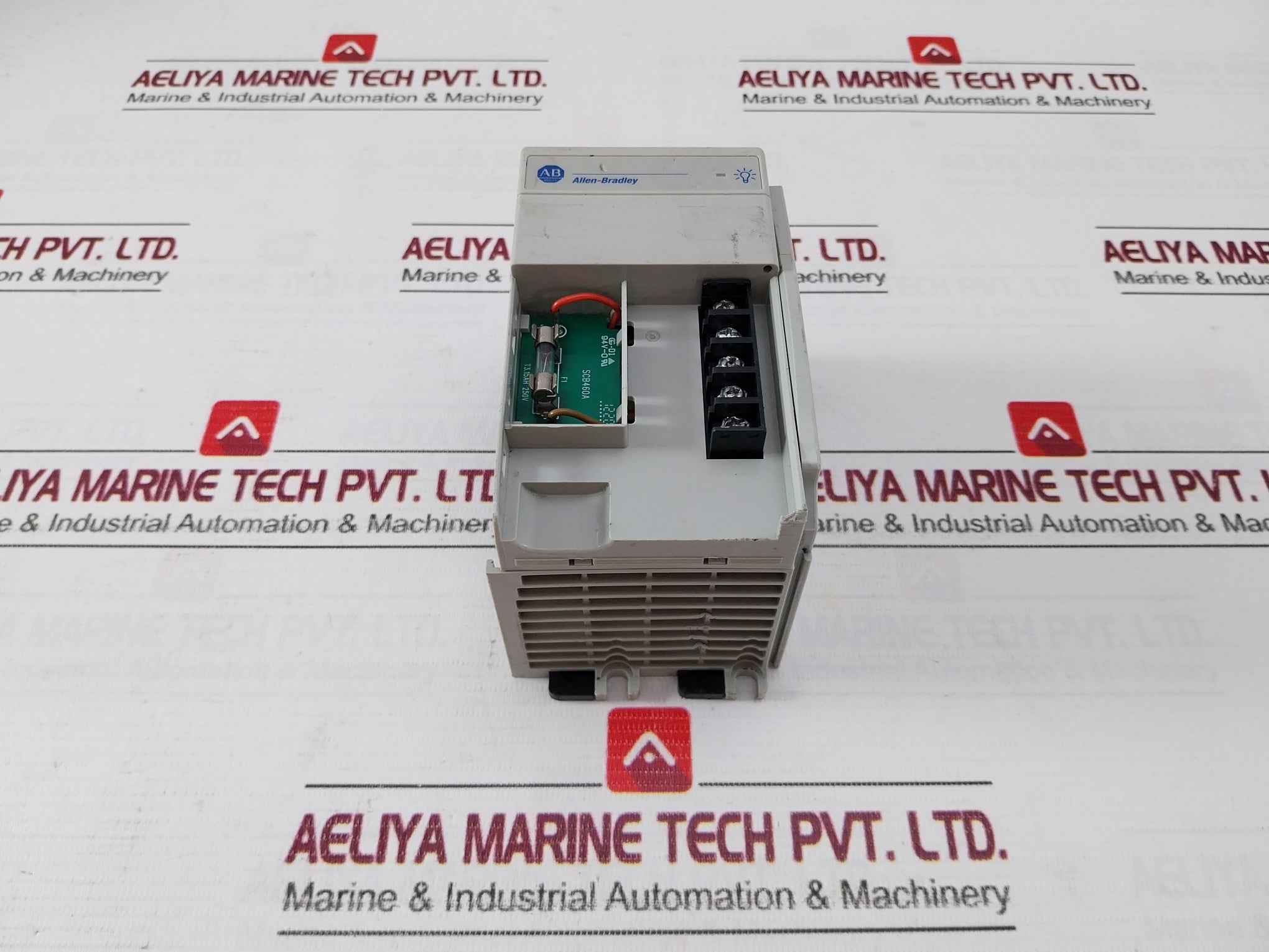 Allen-bradley 1769-pa4 Power Supply Module 85-265Vac 47-63 Hz