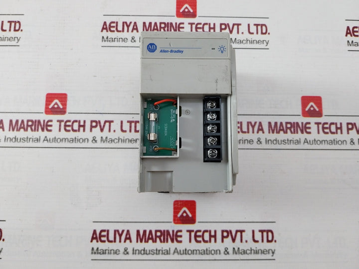 Allen-bradley 1769-pa4 Power Supply Module 85-265Vac 47-63 Hz