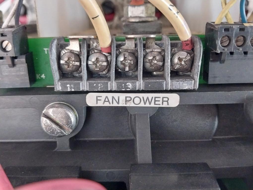 Allen-bradley 208-480 Vac 47-63Hz 3 Phase Smart Motor Controller 150-b360Nbdb