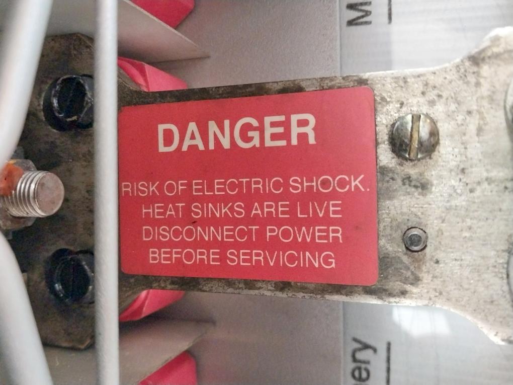Allen-bradley 208-480 Vac 47-63Hz 3 Phase Smart Motor Controller 150-b360Nbdb