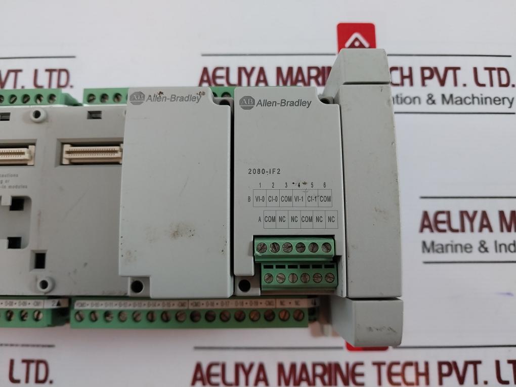 Allen-bradley 2080-lc30-48Qbb Micro 830 I/O Controller Ser A Rev A 24Vdc