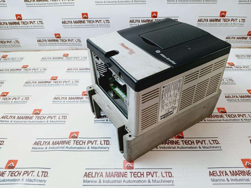 Allen-bradley 20Ac5P0A0Aynanc0 Powerflex 70 Ac Drive, 3-phase 2.2Kw 5A 400V 3Hp