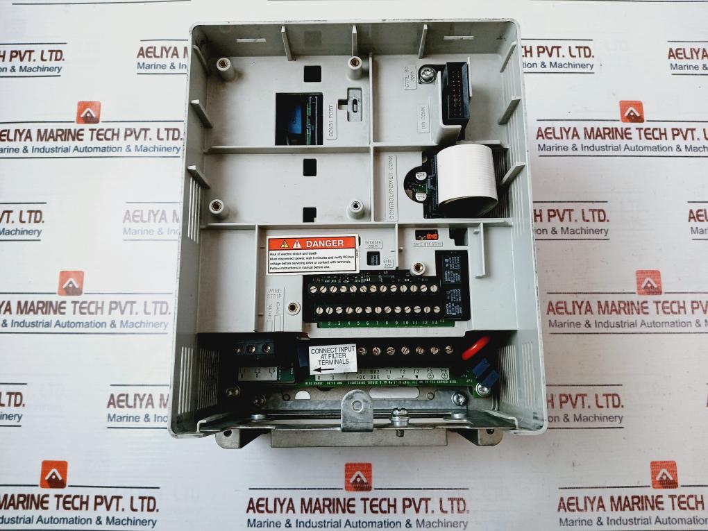 Allen-bradley 20Ac5P0A0Aynanc0 Powerflex 70 Ac Drive, 3-phase 2.2Kw 5A 400V 3Hp