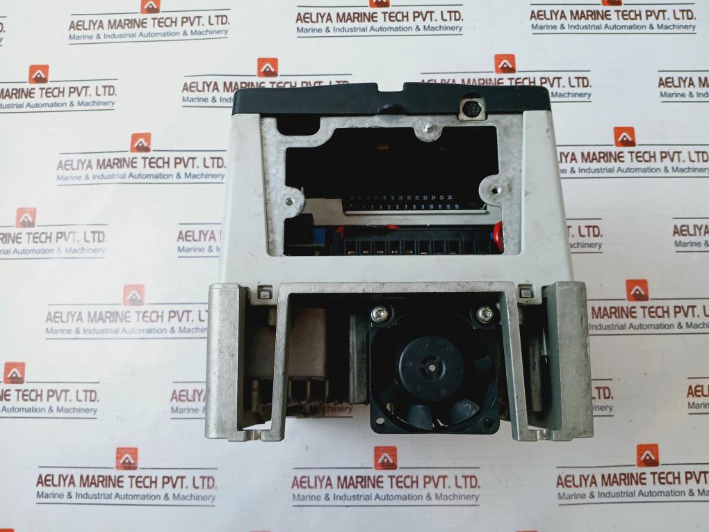 Allen-bradley 20Ac5P0A0Aynanc0 Powerflex 70 Ac Drive, 3-phase 2.2Kw 5A 400V 3Hp