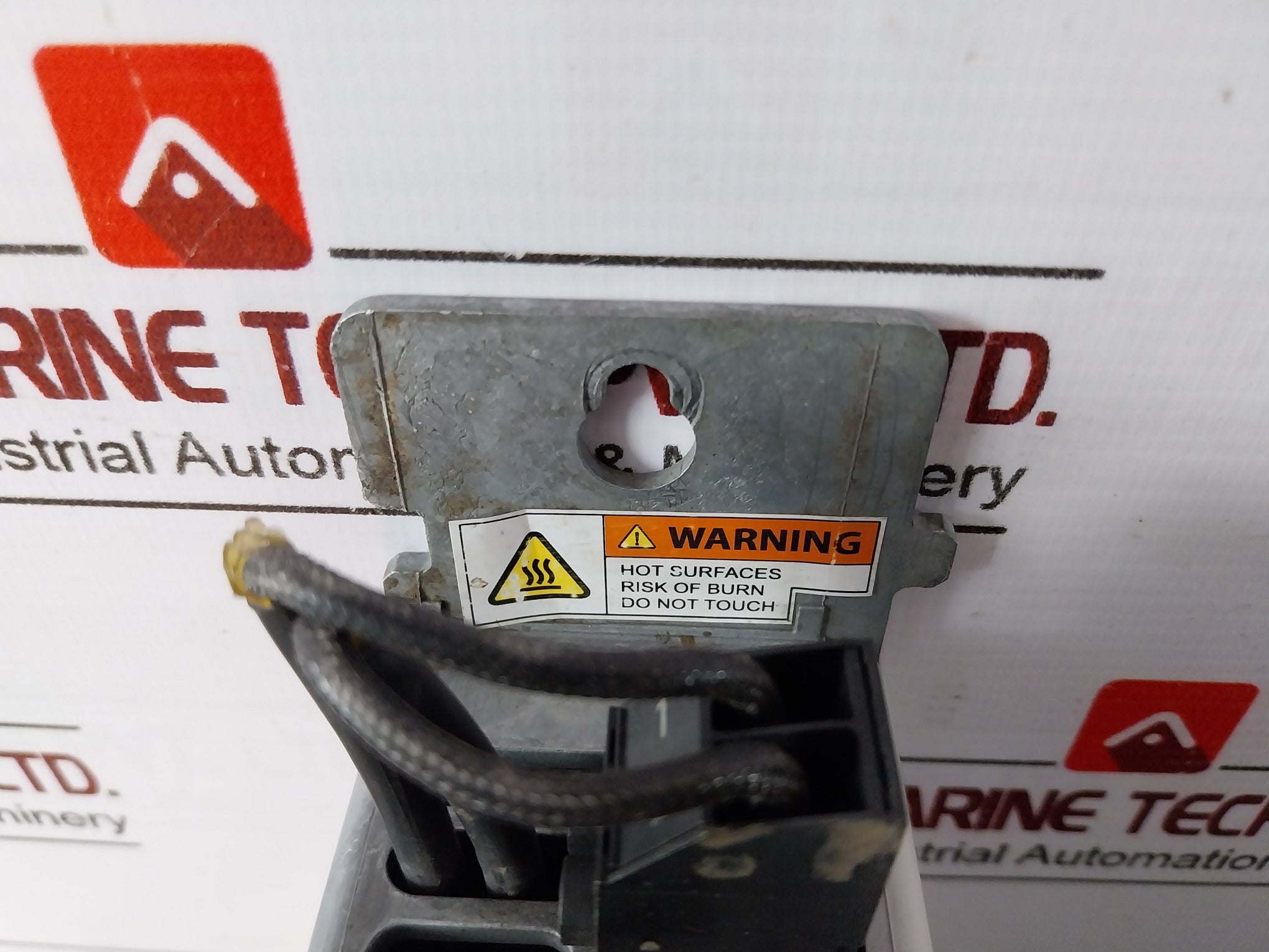 Allen-bradley 2198-p070 Kinetix 5700 Dc Bus Supply 70.3A 324-528Vac