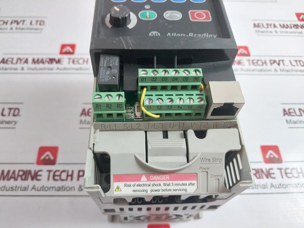 Allen-bradley 22A-a2P1N103 Powerflex 4 Drive 0.4Kw/0.5Hp 1-phase 200-240V