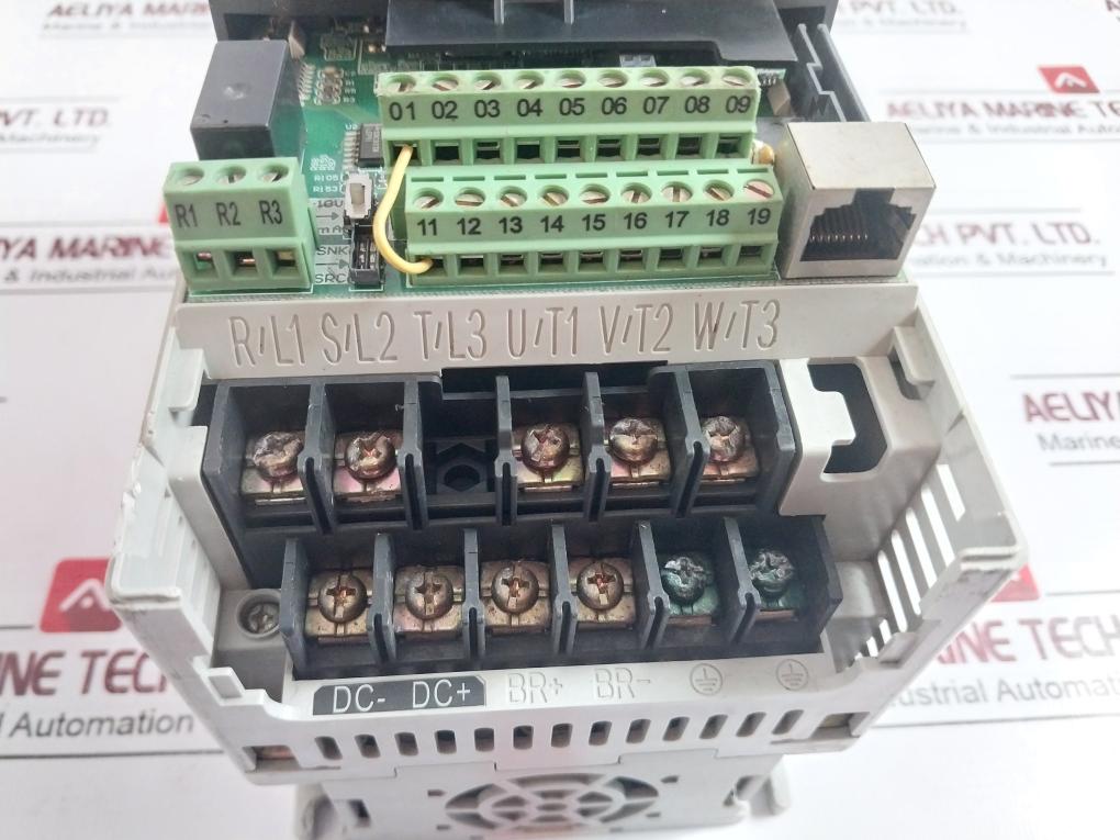 Allen-bradley 22B-a2P3N104 Powerflex 4 Ac Drive 0.4Kw 180-264V (Not Working)