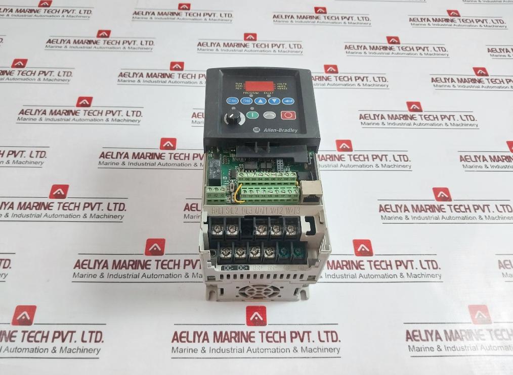 Allen-bradley 22B-a8P0N104 Powerflex 40 Drive 1.5Kw 2Hp Ip20/Ip30 240V 18A