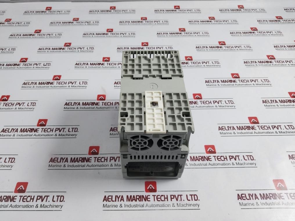 Allen-bradley 22B-d010N104 Powerflex 40 Ac Drive Ip20 48-63 Hz 380-480V Series A