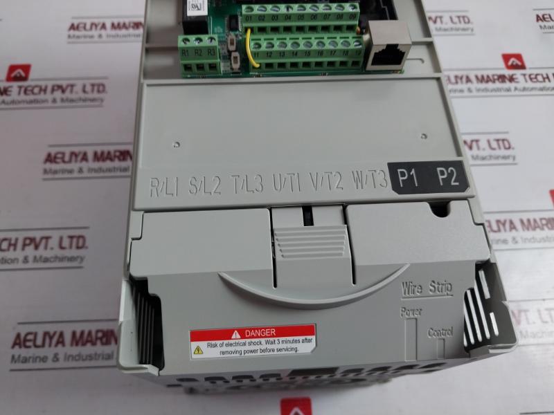 Allen-bradley 22B-d017N104 Ser A Powerflex 40 Ac Drive 3 Phase 380-480V 48-63Hz