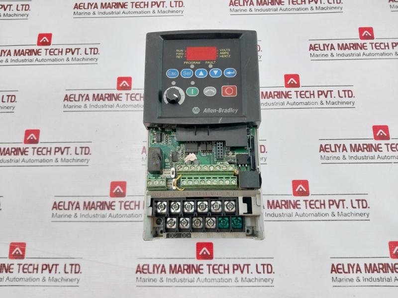 Allen-bradley 22B-d2P3N104 Powerflex 40 Adjustable Frequency Drive