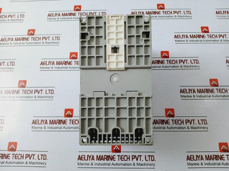 Allen-bradley 22B-a2P3N104 Series A Powerflex 40 Ac Drive, 200-240V Ac