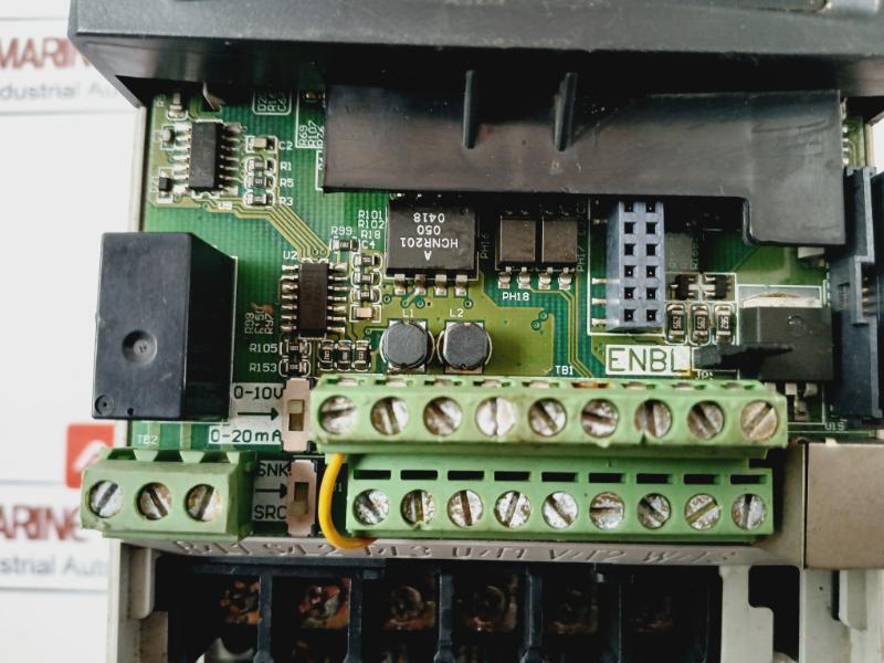 Allen-bradley 22b-d2p3n104 Powerflex 40 Ac Drive 0.75kw 380-480v 9