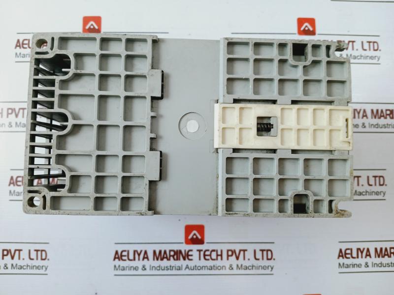 Allen-bradley 22b-d2p3n104 Powerflex 40 Ac Drive 0.75kw 380-480v 9