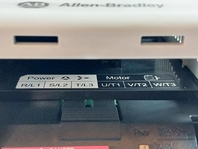 Allen-bradley 25B-d017N104 Ser A Powerflex 525 Ac Drive 323-528V 0-500Hz 100Ka