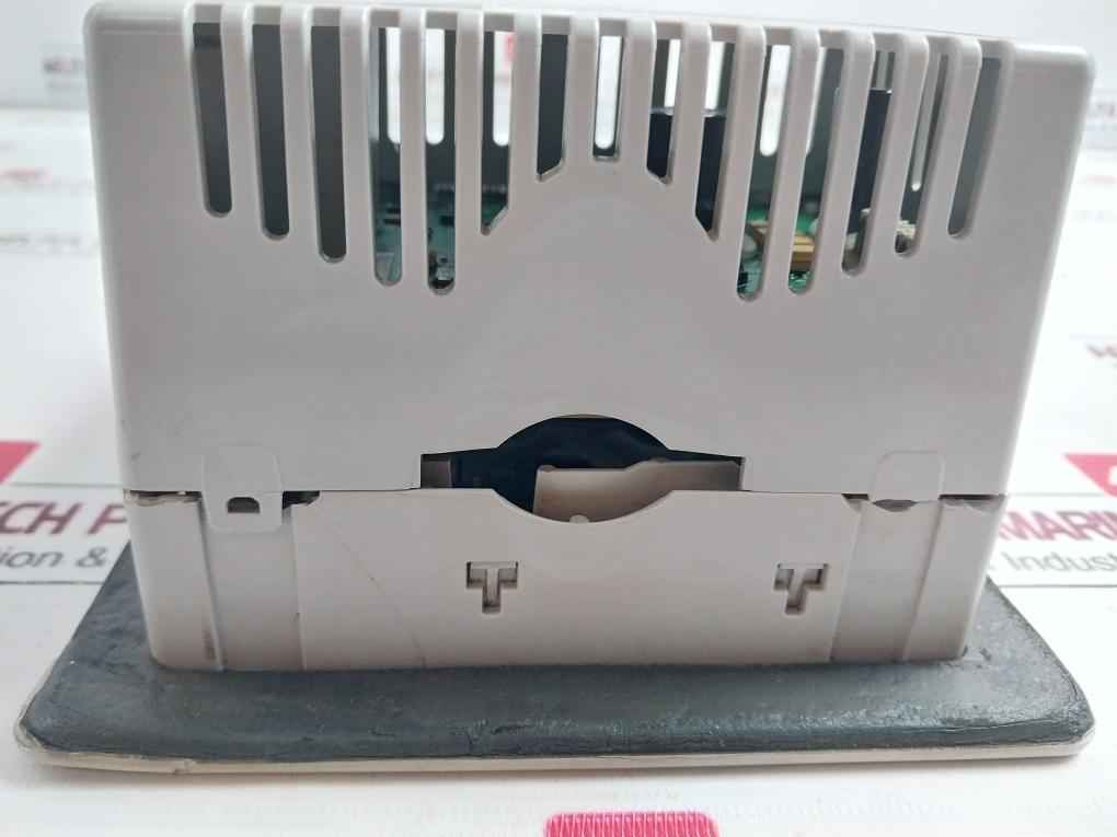 Allen-bradley 2711Pc-b4C20D Compact Terminal Panel Ip54 (Not Working)