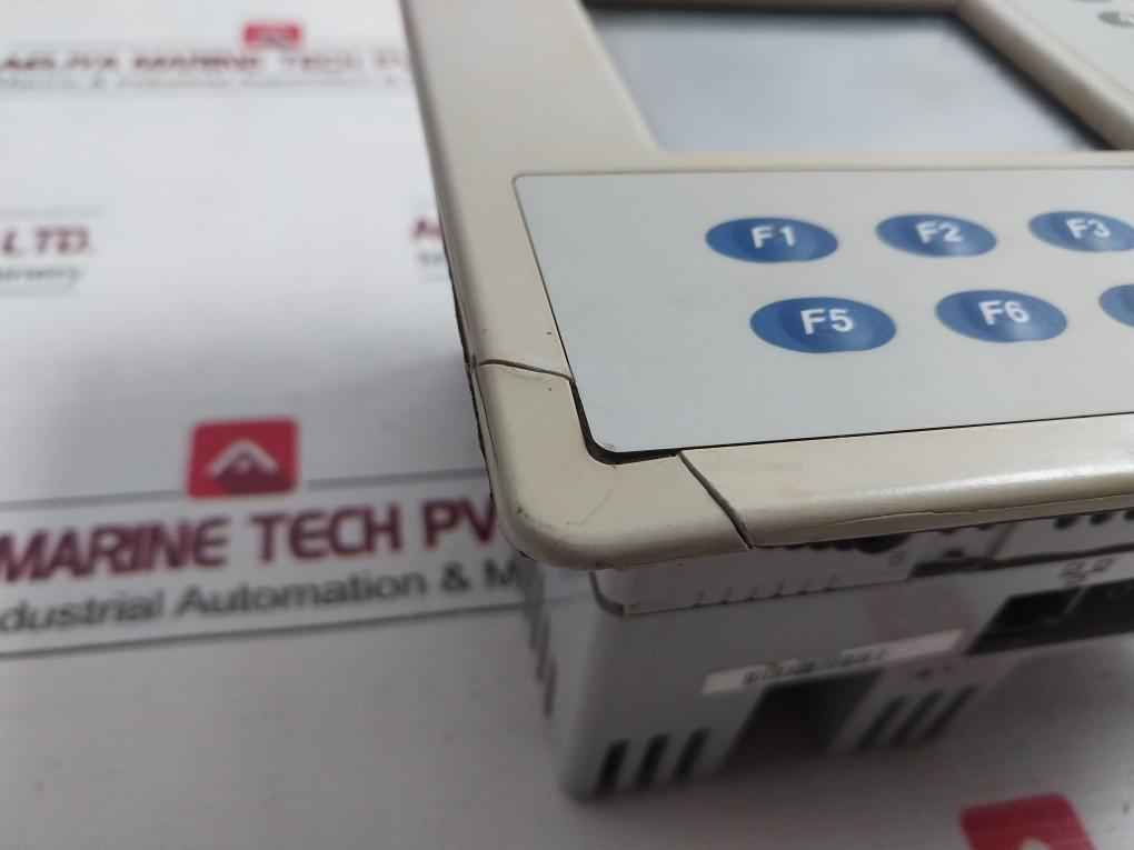 Allen-bradley 2711Pc-b4C20D Compact Terminal Panel Ip54 (Not Working)
