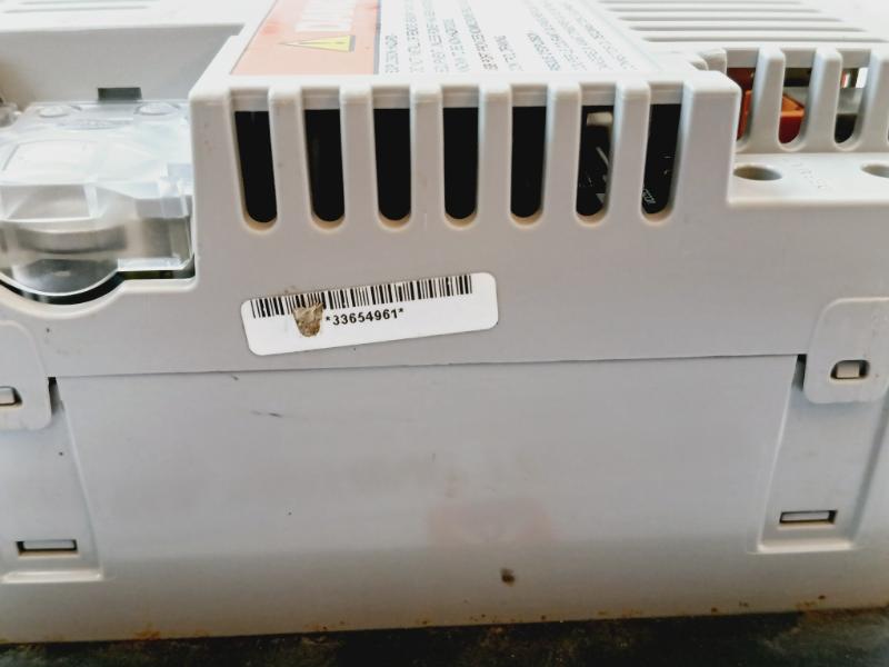 Allen-bradley 2711Pc-t6C20D8 Panelview Plus 600 Touch Screen Operator Terminal 24 Vdc