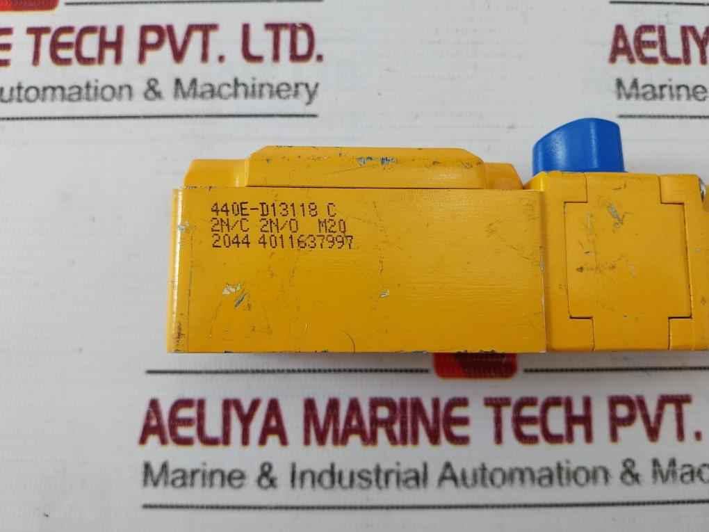 Allen-bradley 440E-d13118 C Lifeline 3 Safety Switch 240V 10A Ip67
