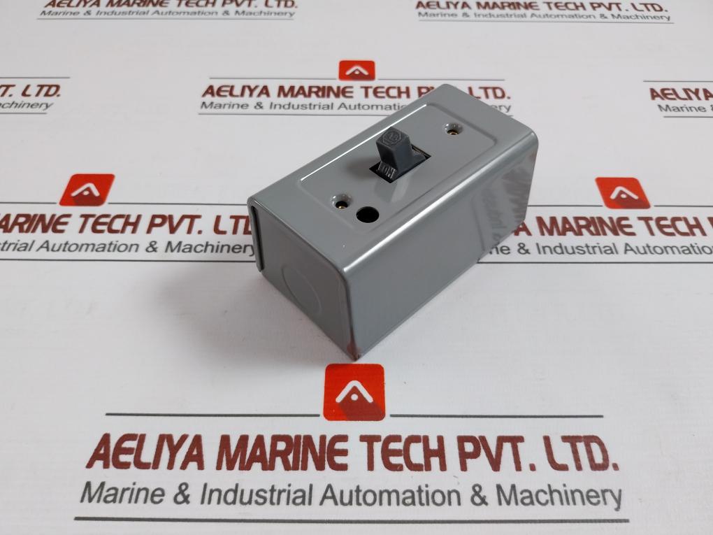 Allen-bradley 600-tax5 Manual Starting Toggle Switch