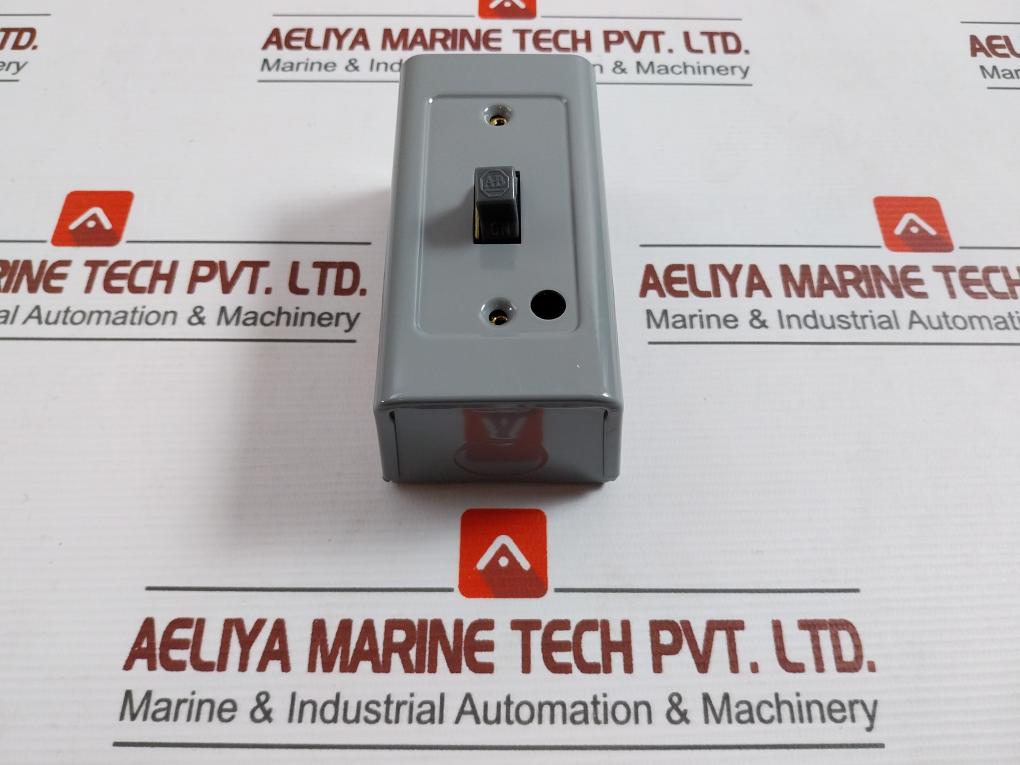 Allen-bradley 600-tax5 Manual Starting Toggle Switch