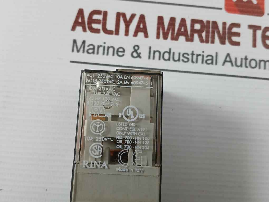 Allen-bradley 700-ha32A2 Relay Socket Ac 1 250Vac 10A En 60947-4 -1