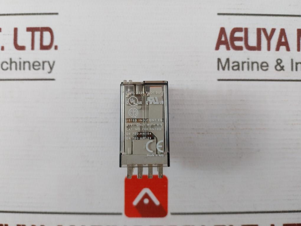 Allen-bradley 700-hc24Z24 Ice Cube Relay Ser-d 24Vdc 7A C300 R300