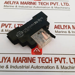 Lot of 4X ALLEN-BRADLEY 700-HK32Z24-4 Relay with Socket 700-HN122