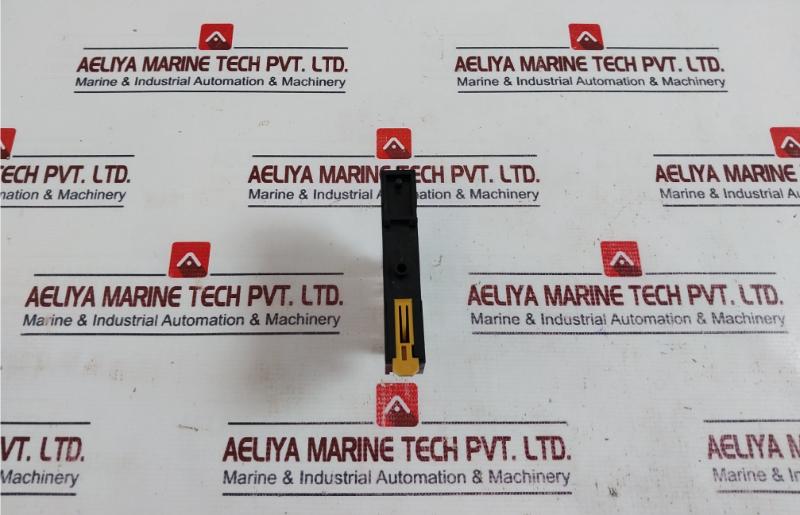 Lot of 5X ALLEN-BRADLEY 700-HK32Z24-4 Relay with Socket 700-HN122