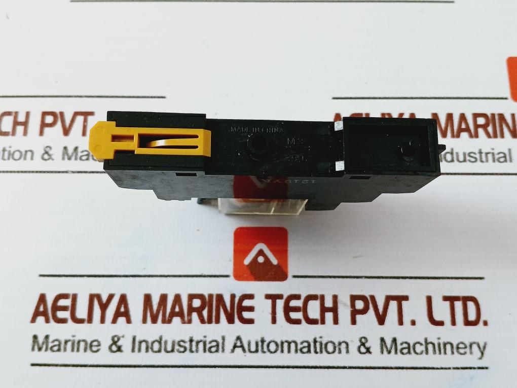 Allen-bradley 700-hn122 & 700-hk32z24-4 Relay