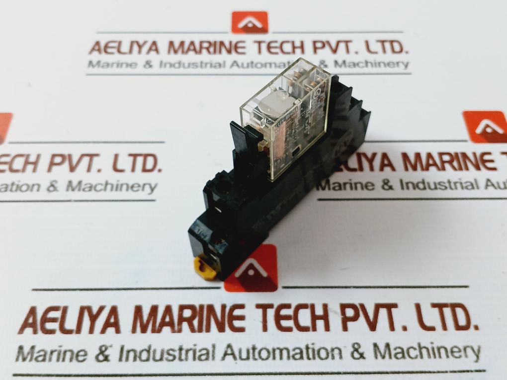 Lot Of 2X ALLEN-BRADLEY 700-HN122 & 700-HK32Z24-4 Relay