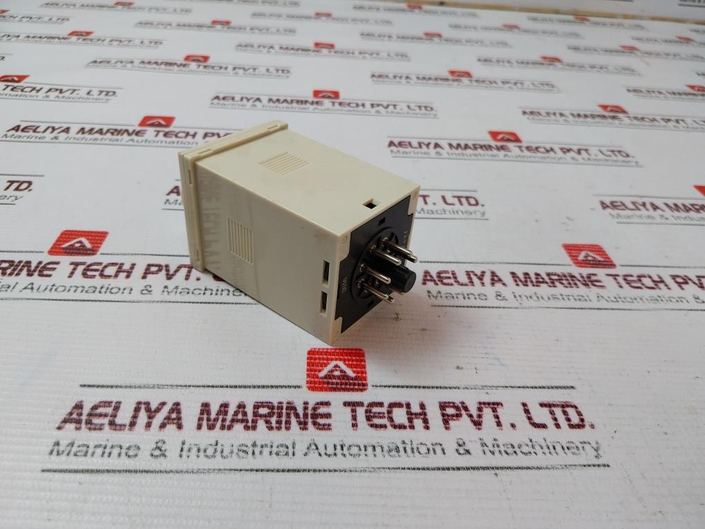 Allen-bradley 700-hrm12Ta17 On Delay Timing Relay 100-240Vac 50/60Hz