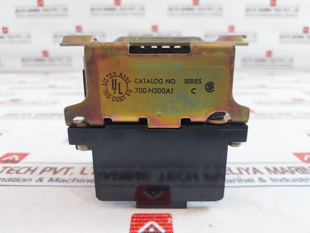 Allen-bradley 700-n200A1 N-npt-nt Control Relay 84Ab86